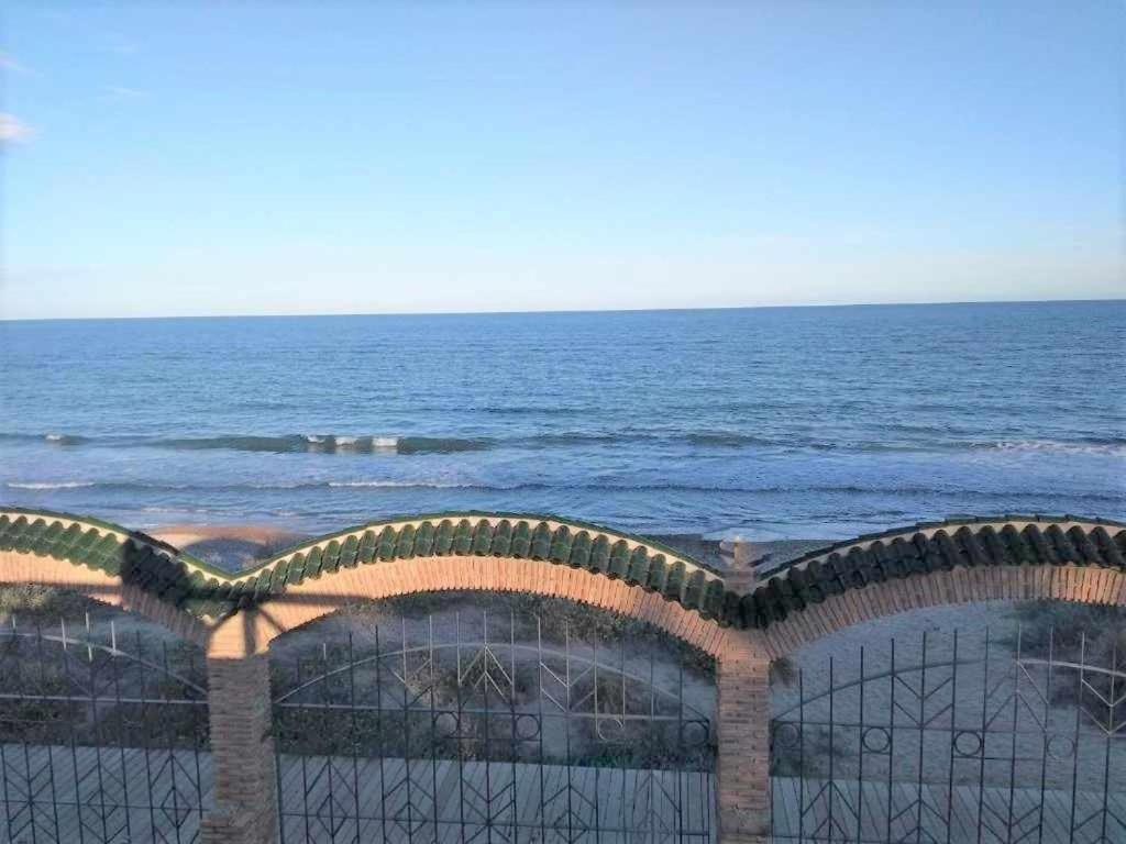 AyF BAHIA 1ª LINEA DE PLAYA WIFI INCLUIDO Apartman Orpesa Kültér fotó