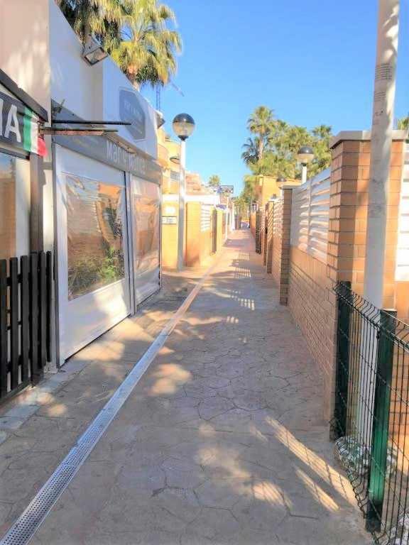 AyF BAHIA 1ª LINEA DE PLAYA WIFI INCLUIDO Apartman Orpesa Kültér fotó